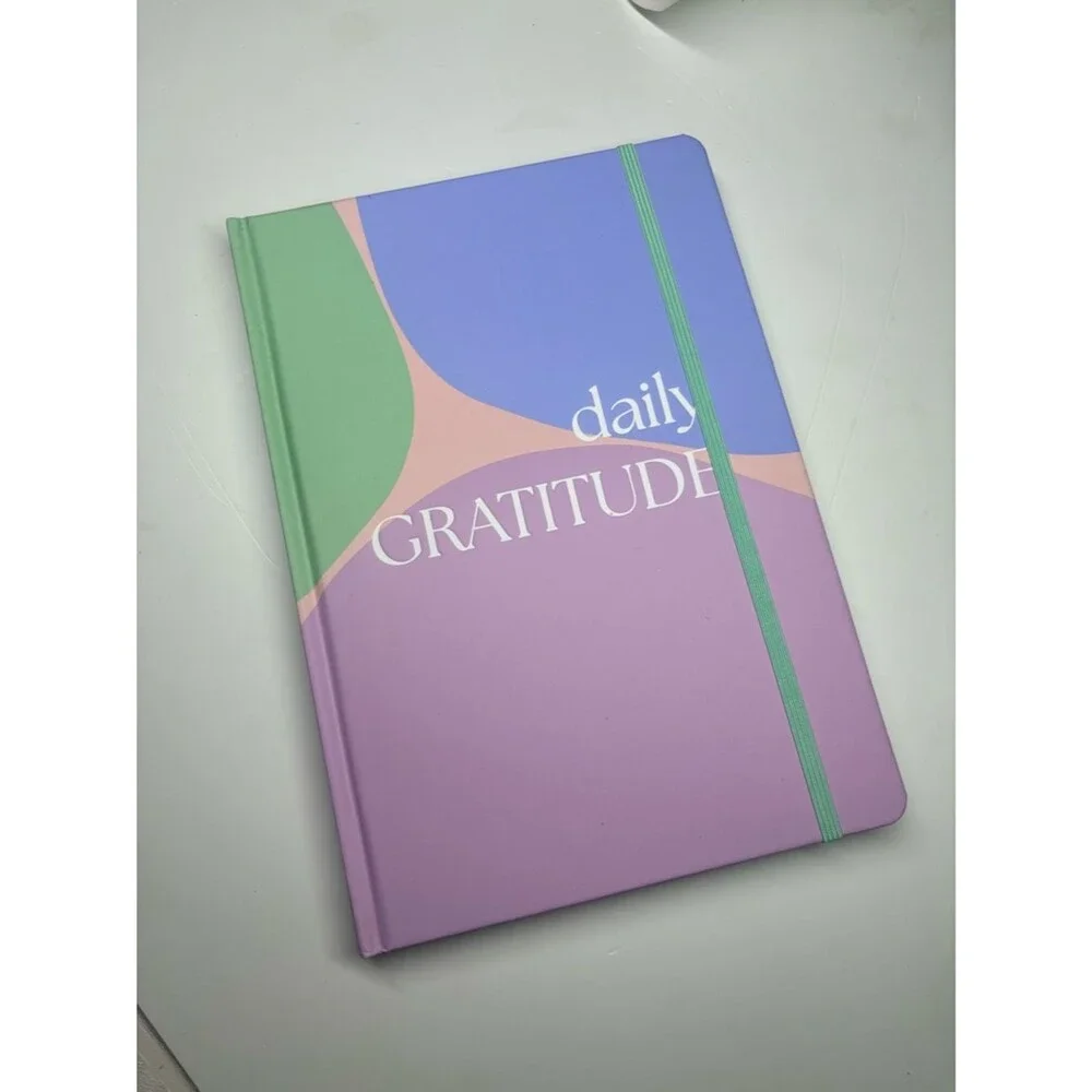 ✨ Dreamy Pastel Daily Gratitude Journal & Undated Planner ✨ 10x7